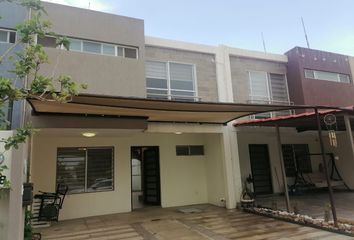 Casa en  Residencial Azahares, Blvd. Perdigón, Azahares Residencial, León, Guanajuato, México