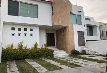 Casa en  Prolongación Naolinco, Juriquilla, Querétaro, México