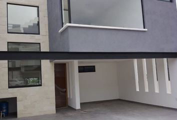 Casa en  Lomas Punta Del Este Residencial, Boulevard Juan Alonso De Torres Poniente, Lomas Punta Del Este, León, Guanajuato, México