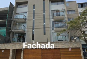 Departamento en  Av. Las Casuarinas 351, Santiago De Surco, Perú