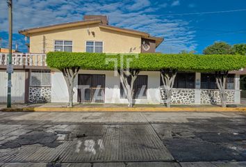 Casa en  Fernando Montes De Oca, Ciudad Chapultepec, Cuernavaca, Morelos, México