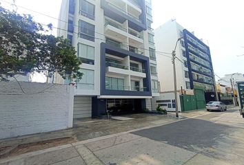 Departamento en  Calle Contralmirante Villar 774, Lima, Perú