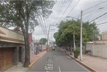 Casa en  16 De Septiembre, Santa María Tepepan, Ciudad De México, Cdmx, México