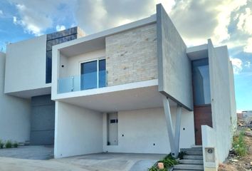 Casa en  Cimazul Residencial - Caseta Principal De Accesso, Prolongación Juárez, Fraccionamiento Simon Díaz, San Luis Potosí, México