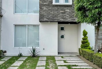 Casa en condominio en  Residencial 400uno, Cerrada De Los Serranos Mz 013, San Mateo Atenco, Estado De México, México