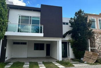 Casa en  Boulevard Europa, Lomas De Angelópolis, San Bernardino Tlaxcalancingo, Puebla, México