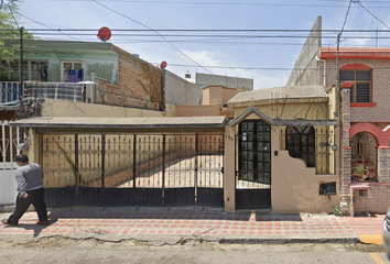 Casa en  C. Ateneo 896, Zona Centro, Saltillo, Coahuila De Zaragoza, México