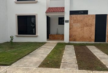 Casa en  Calle 9, Gran Santa Fé Norte, Mérida, Yucatán, 97314, Mex