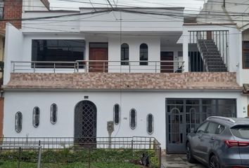 Casa en  Jirón La Puntualidad, Urbanización Pro Etapa I Sector 5, Los Olivos, Lima, 15307, Per