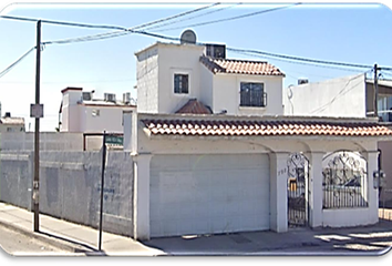 Casa en  Av. Bosque Real, Hacienda Del Bosque, Mexicali, Baja California, México