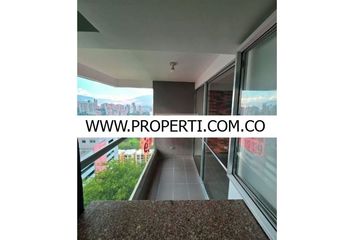 Apartamento en Loma De Los Bernal, Medellín