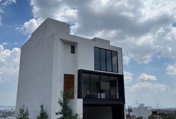 Casa en  Nuevo Refugio, Querétaro, Qro. Mexico, Anillo Vial Fray Junípero Serra, Santiago De Querétaro, Querétaro, México