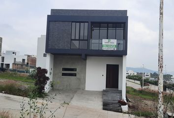 Casa en fraccionamiento en  Calle Sendero Abuli, Senderos De Monte Verde, Tlajomulco De Zúñiga, Jalisco, 45646, Mex