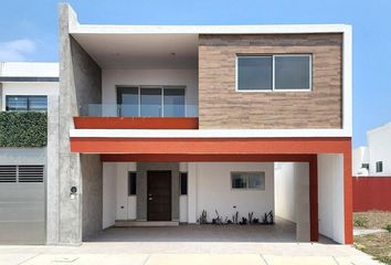 Casa en fraccionamiento en  Lomas Del Mar, Fraccionamiento Las Lomas, Veracruz, México