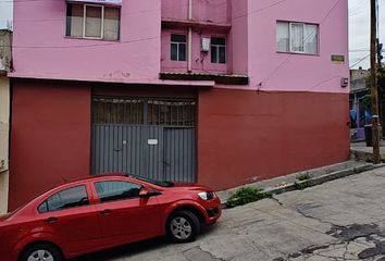 Edificio en  San Rafael Chamapa, Naucalpan De Juárez, Estado De México, México