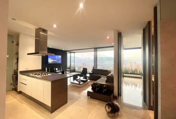 Apartamento en  Calle 18a Sur #25c-25, El Poblado, Medellín, Antioquia, Colombia