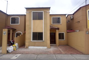 Casa en  Urbanizacion La Joya, Av León Febres Cordero Ribadeneyra, Ecuador