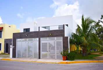 Casa en  Residencial Gran Santa Fe 3, Gran Santa Fe Ii, Cancún, Quintana Roo, México