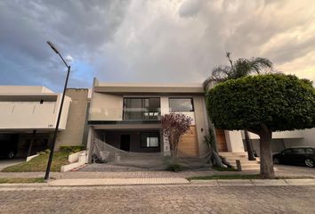 Casa en  Cluster 888, Boulevard Roma, Lomas De Angelópolis, San Bernardino Tlaxcalancingo, Puebla, México