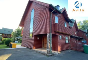 Casa en  Condominio Parque Foresta - Colo Colo, Pucon, Pucón, Chile