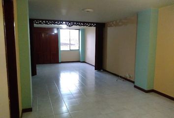 Apartamento en  Cra. 7, Pereira, Risaralda, Colombia