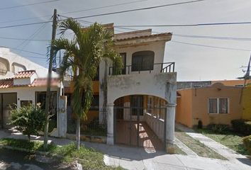 Casa en  Calle De Los Tamarindos 27, Del Sol, 28219 Manzanillo, Colima, México