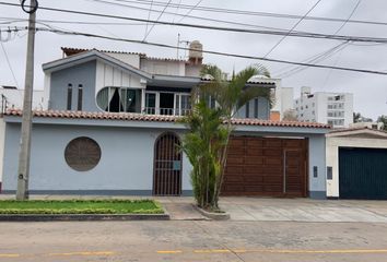 Casa en  C. Matier 174, San Borja, Perú