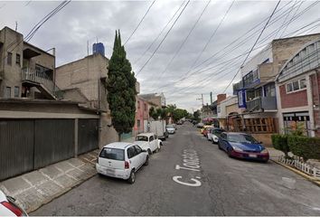 Casa en  Calle Tonatico, Las Fuentes, Ciudad Nezahualcóyotl, Estado De México, México