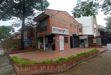 Casa en  Prados De Limonar, Cali