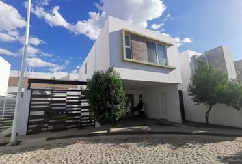 Casa en condominio en  Avenida Independencia, Colonia Trojes De Alonso, Aguascalientes, 20908, Mex