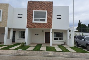 Casa en fraccionamiento en  San Juan Cuautlancingo Centro, Cuautlancingo