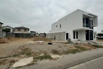 Terreno Comercial en  Guayaquil, Guayas