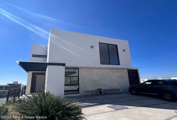 Casa en fraccionamiento en  Lomas De Juriquilla, Misión De San Francisco, Fracc. Lomas De Juriquilla, Santa Rosa Jáuregui, Querétaro, México