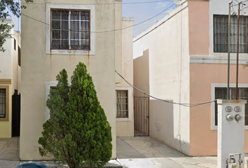 Casa en  Cap. Alonso De León, Misión De Fundadores Ii, Ciudad Apodaca, Nuevo León, México