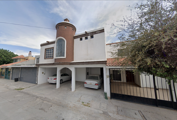 Casa en  Paseo Del Charro, Residencial La Hacienda, Torreón, Coahuila De Zaragoza, México