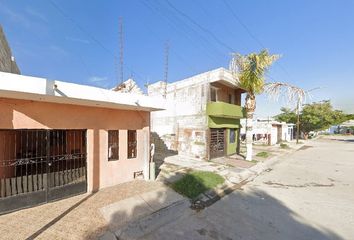 Casa en  C. Cerro Palomas, Loma Real, 27073 Torreón, Coah., México