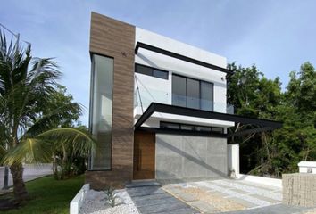 Casa en  Paseo Del Río, Cancún, Benito Juárez, Quintana Roo, 77560, Mex