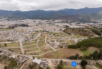 Terreno Comercial en  Loja