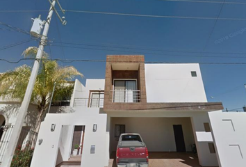 Casa en  Costa Real 390, Valle Real 2do Sector, Saltillo, Coahuila De Zaragoza, México