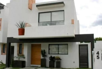 Casa en  Calle Sta. Fe 45, Santa Fé, 76230 Juriquilla, Qro., México