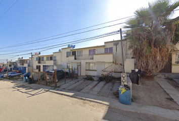 Casa en fraccionamiento en  De Los Andes, Urbivilla Del Prado Ii, Tijuana, Baja California, México