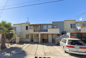 Casa en fraccionamiento en  Privada Arbas, Urbivilla Del Prado Ii, Tijuana, Baja California, México