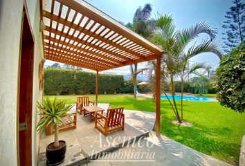 Casa en  San Fernando, Pachacamac, Perú