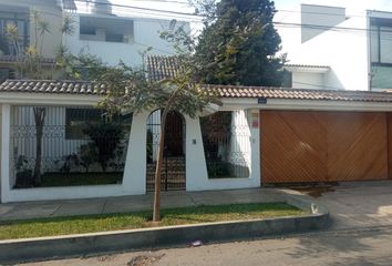 Casa en  Los Tumbos, La Molina, Perú