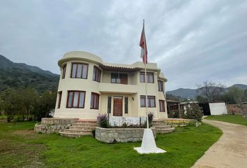 Casa en  Avenida Cajón Grande, Olmué, Marga Marga, Valparaíso, 2330000, Chl