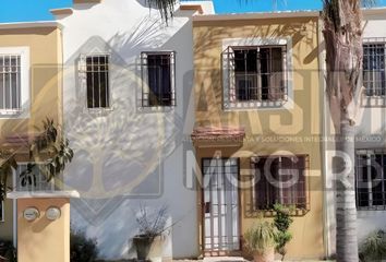 Casa en  Avenida Vista Alegre, Santiago De Querétaro, Querétaro, México