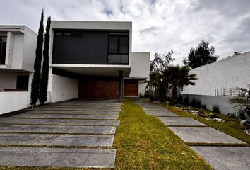 Casa en  Diana Natura Residencial, Pinar De La Venta, Jalisco, México