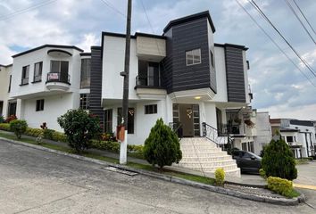 Casa en  Urbanizacion Monserrate, Santa Rosa De Cabal, Risaralda, Colombia