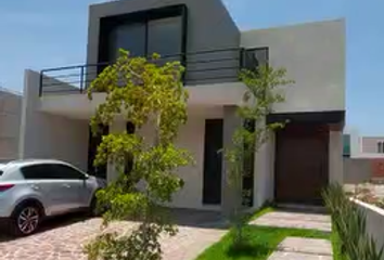 Casa en  La Campiña Del Bosque, Boulevard Country Club Gran Jardín, Guanajuato, México