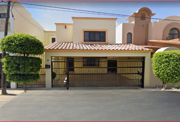 Casa en  Avenida Provincia Albacete, Los Portales, Hermosillo, Sonora, México